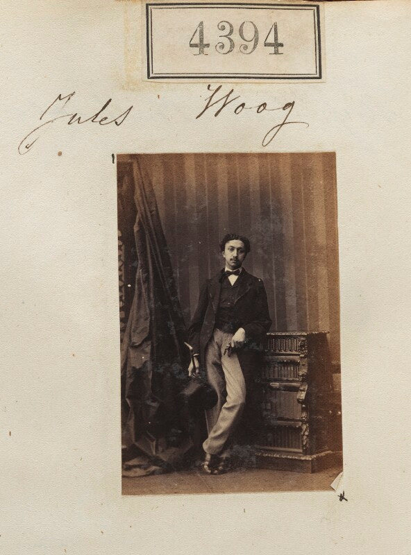 Jules woog npg ax54407