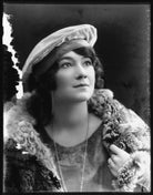 Ella Retford (Elinor Maud Dawe, née Flanagan) NPG x102411