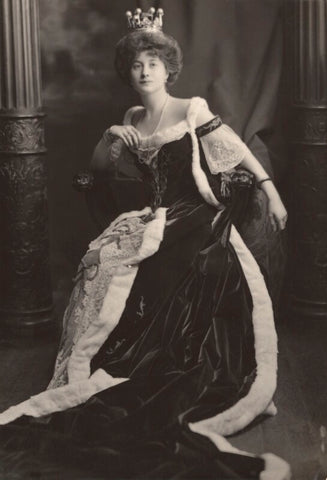 Sibel Lilian Mackenzie, Countess of Cromartie NPG x45265