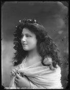 Rosie Violet Nina Millicent Newman (née Neumann) NPG x103514