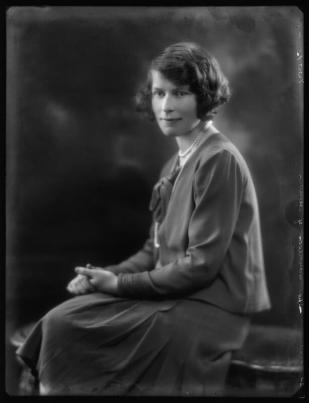 Elizabeth grace gordon lennox (née hudson), duchess of richmond npg x124338