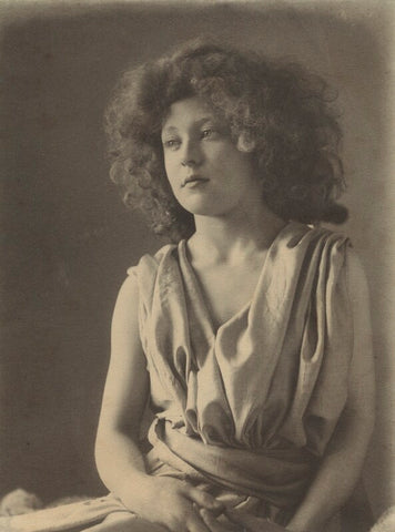 Renée Tennant NPG Ax36323