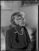 Violet Vanbrugh (Violet Augusta Mary Barnes) NPG x124426