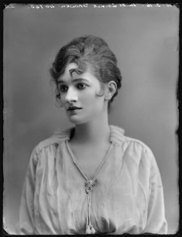 Innis shawen npg x103564