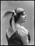 Annie Saker NPG x103448