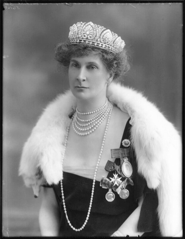 Evelyn emily mary cavendish (née petty fitzmaurice), duchess of devonshire npg x120545