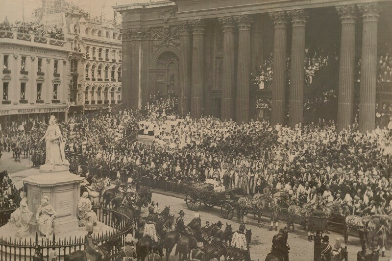 Queen victoria's diamond jubilee procession   in front of st paul's cathedral npg x87194
