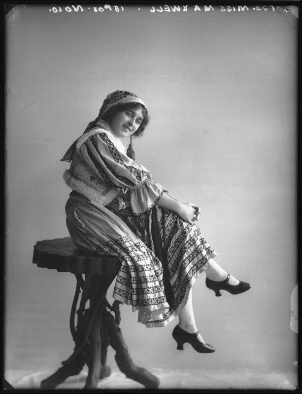 Vivien maxwell as marinska in 'the chocolate soldier' npg x102359