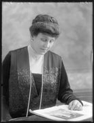 Alice (née Sumner), Lady Ryan NPG x120337