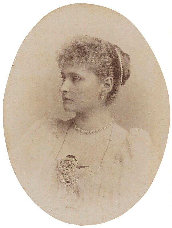 Alexandra, empress of russia (née princess alix of hesse and by rhine) npg p1700(13a)