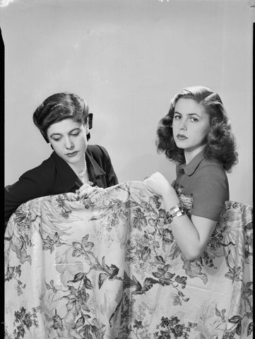 Stella Ward (née Carcano y Morra), Viscountess Ednam; Ana Inez Astor (née Carcano y Morra) NPG x195643