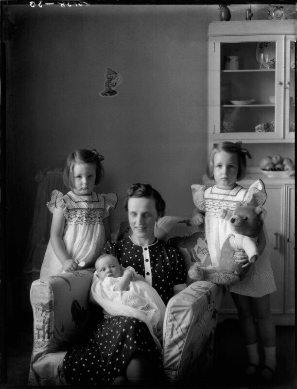 Countess raczynska with her daughters npg x154118