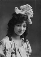 Gertrude Lawrence NPG x30636