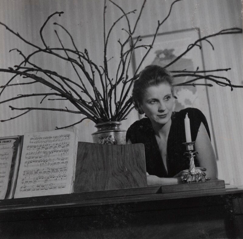 Diana wynyard npg ax39643