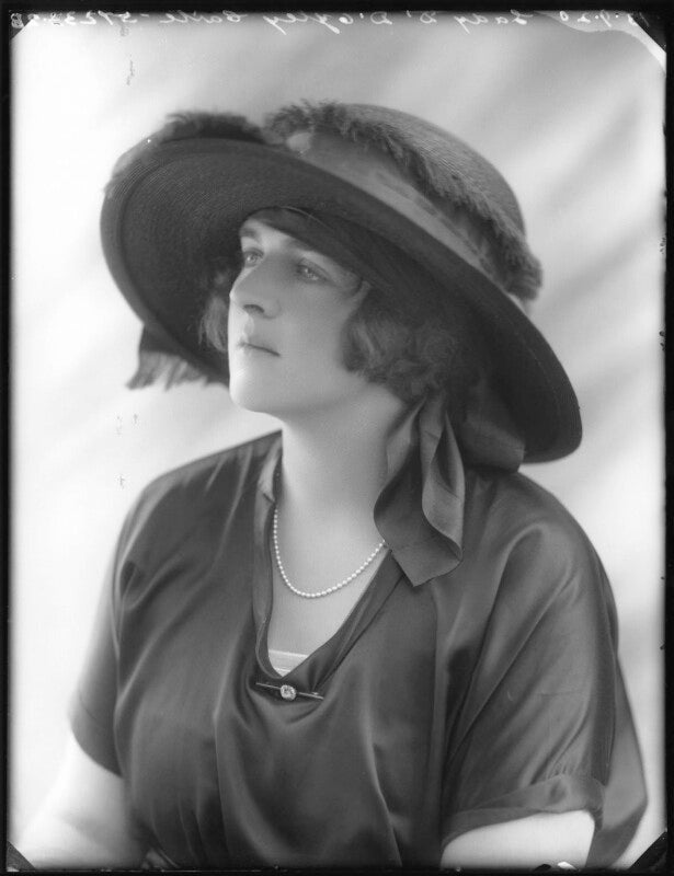 Lady dorothy milner de verteuil (née gathorne hardy) npg x75204