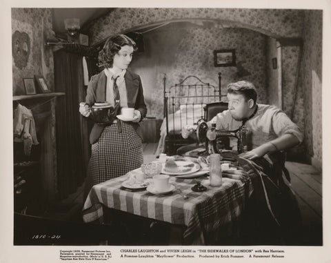 Vivien Leigh as Libby and Charles Laughton as Charles Staggers in 'St Martin's Lane' NPG x139797