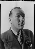 Noël Coward NPG x11064