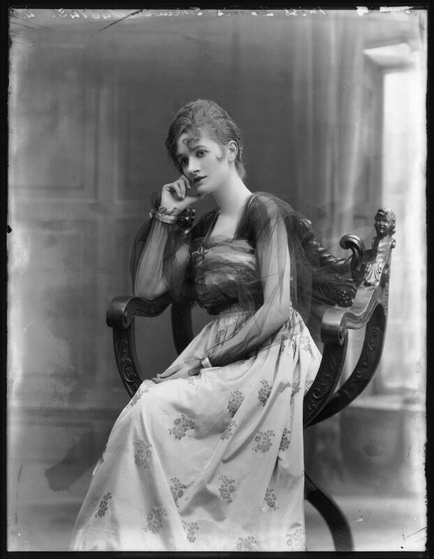 Innis shawen npg x103566