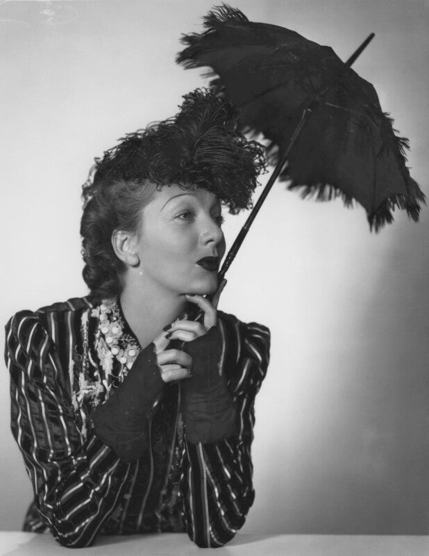 Gertrude lawrence as eliza doolittle in 'pygmalion' npg x29463