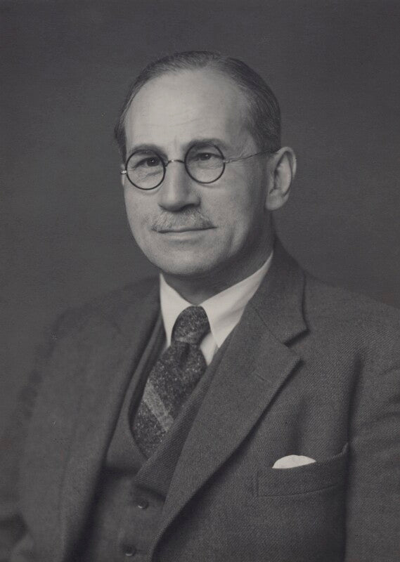 Sir alister clavering hardy npg x38370