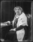 Lady Muriel Maud Stuart Kirkpatrick (née Bethune) NPG x121885