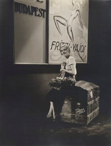 Evelyn Laye as Lilli in 'One Heavenly Night' NPG x194034