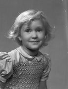 Carolyn Molly Ditson (née Wyldbore-Smith) NPG x71325