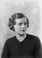 Winifred Alice d'Anyers (née Willis), Countess de Salis NPG x179319