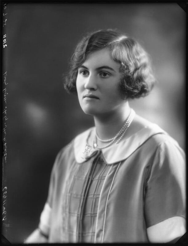 Lady doreen clare pleydell bouverie (née hely hutchinson) npg x123379