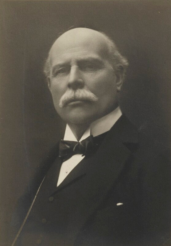 Hudson ewbanke kearley, 1st viscount devonport npg ax46109