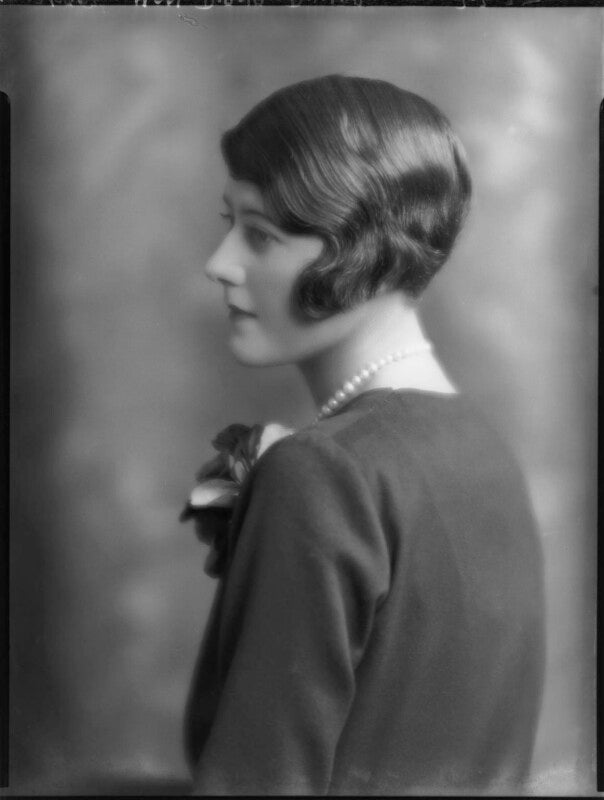 Hon. diana pearl bernard (née dundas) npg x49138