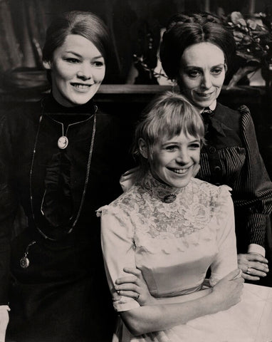 Glenda Jackson as Masha, Marianne Faithfull as Irina and Avril Elgar as Olga in 'Three Sisters' NPG x182339