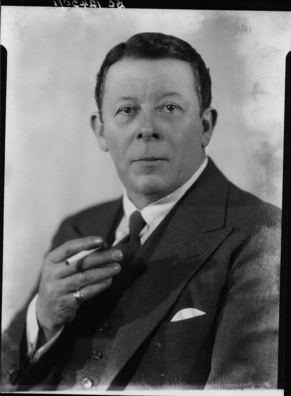 Sir (edward) seymour hicks npg x20998