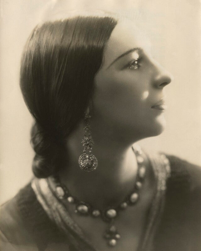 Andrea mijinska npg x83327