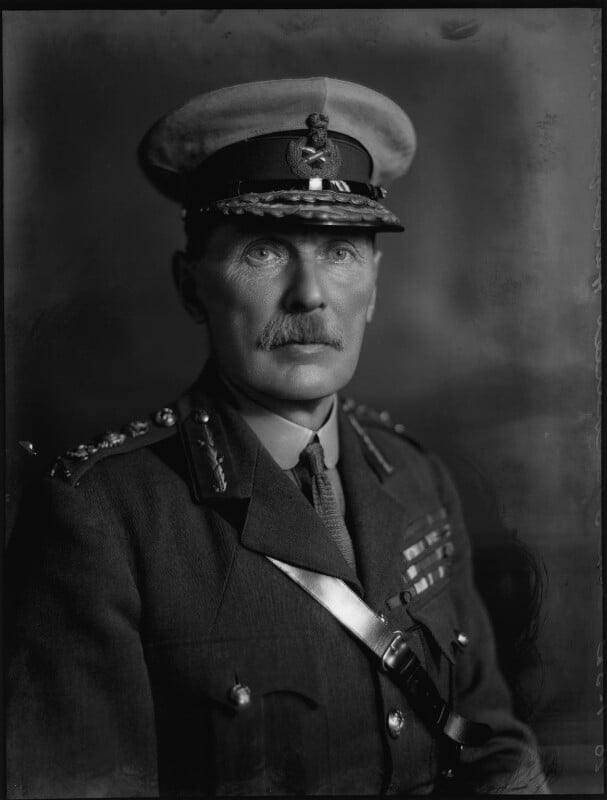 Sir charles ('tim') harington harington (né poë) npg x150149