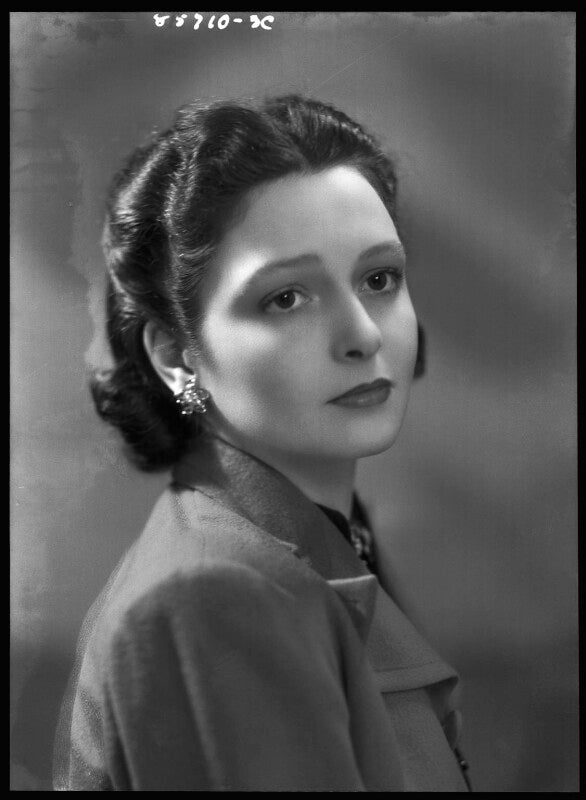 Lady elizabeth hester mary von hofmannsthal (née paget) npg x156218