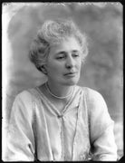 Winifred Isabel (née Conduitt), Lady Wynn NPG x120596