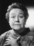 Noel Streatfeild NPG x165982