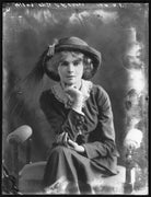 Gertrude Robins NPG x102559