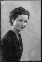 Nancy Mitford NPG x27173