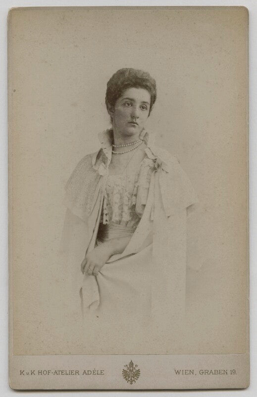 Elena, queen of italy npg x3821