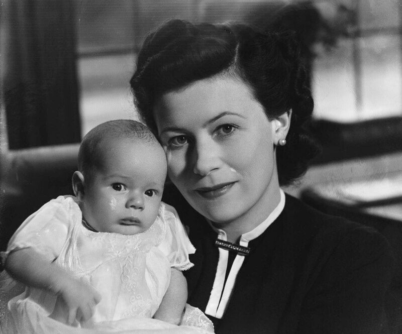 Anthony lyle skyrme; hon. (barbara) suzanne skyrme (née lyle) npg x78098