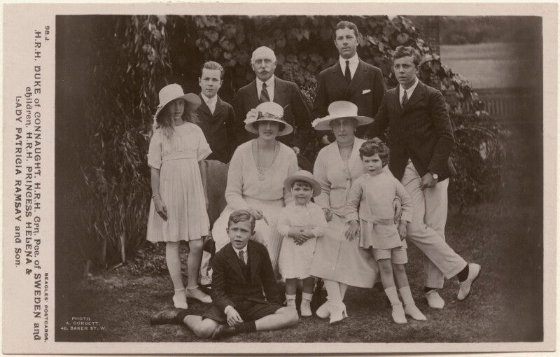 'h.r.h. duke of connaught, h.r.h. crn. pce. of sweden and children, h.r.h. princess helena & lady patricia ramsay and son' npg x193084