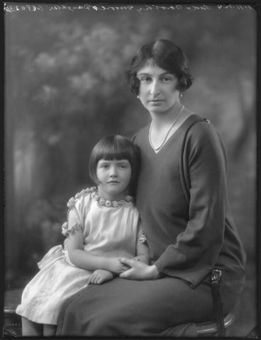 Lady Dorothie Mary Evelyn Moore (née Feilding) with her daughter, Ruth Mary Agnew (née Moore) NPG x37259