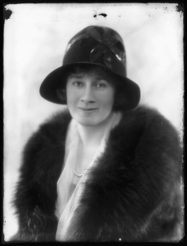 (alina kate) elaine (née jenkins), viscountess bledisloe npg x124325