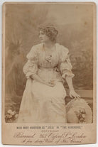 Mary Anderson (Mrs de Navarro) as Julia in 'The Hunchback' NPG x22235