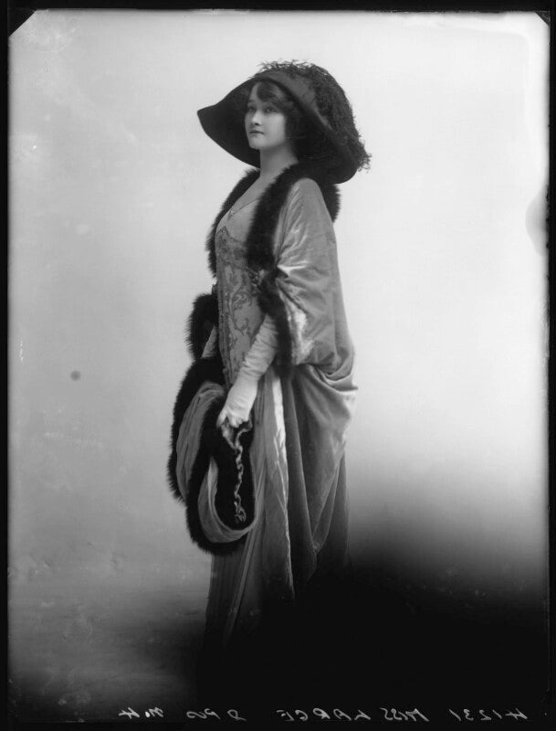 Freda large npg x102513