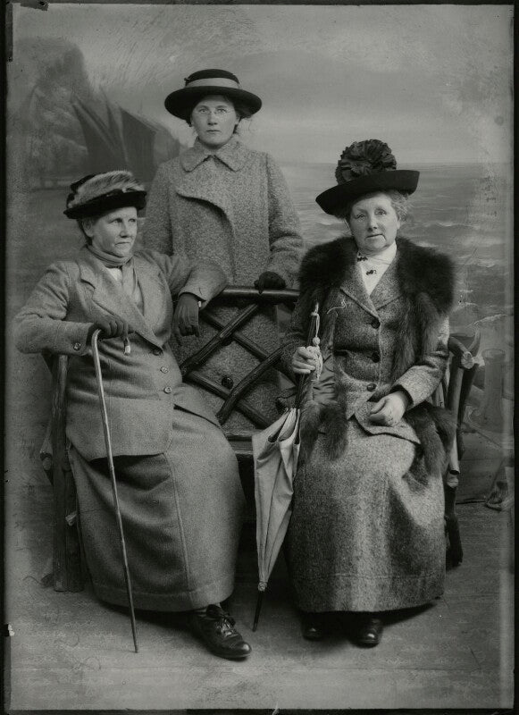 Christina broom; winifred margaret broom; margaret livingston npg x131430