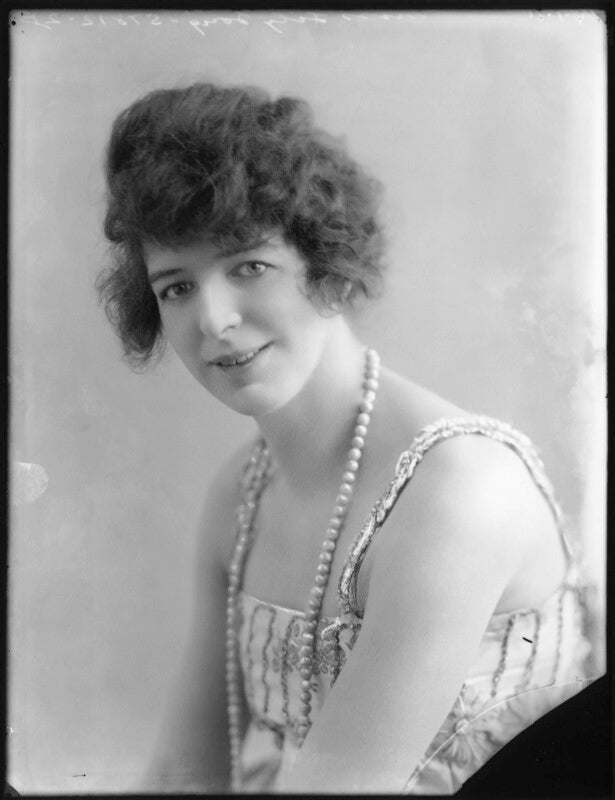 Lily long npg x101187