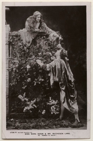 Nora Kerin as Juliet and Matheson Lang as Romeo in 'Romeo and Juliet' NPG x193874